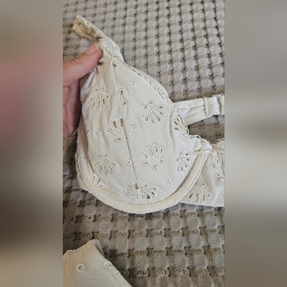 WILD FABLE Eyelet Underwire Bikini Top And Extra High Leg Eyelet Low-Rise.Size S - Picture 10 of 16